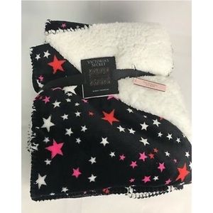 New Victoria Secret Sherpa Blanket Black W/Stars